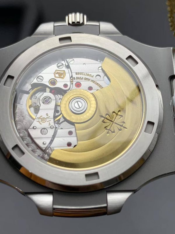 Replica Patek Philippe Nautilus 5711 PF Factory V2 Blue Dial - Image 5